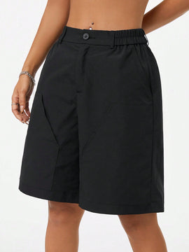 Coolane Shorts estilo callejero para mujer con ajuste holgado, longitud de la rodilla, tachuelas y tonos neutros