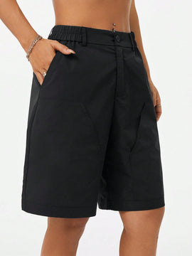 Coolane Shorts estilo callejero para mujer con ajuste holgado, longitud de la rodilla, tachuelas y tonos neutros