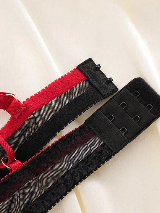 NEW Conjunto de sujetador push-up con aros negro para mujeres, bralette sexy de encaje con cuello en V y ropa interior transpirable con detalles huecos