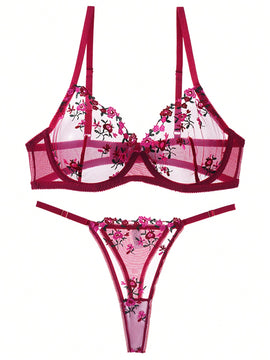 Conjunto de ropa interior sexy para mujer en color burdeos, sosten con push-up y cuello en v profundo con encaje y con aros, junto con las Tangas