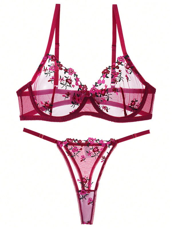 Conjunto de ropa interior sexy para mujer en color burdeos, sosten con push-up y cuello en v profundo con encaje y con aros, junto con las Tangas