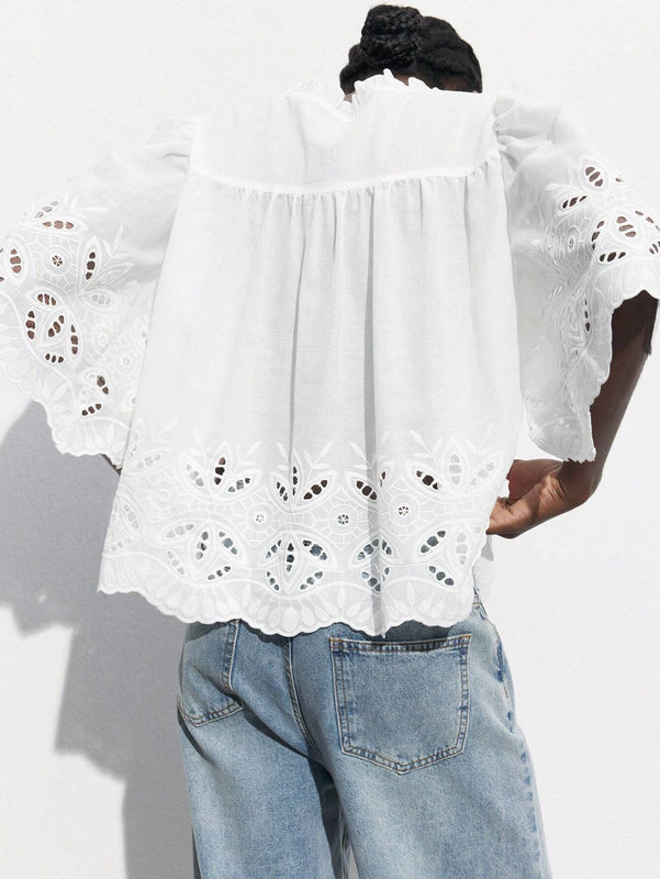 Blusa de cuello en V blanca casual con bordado calado para mujer, verano