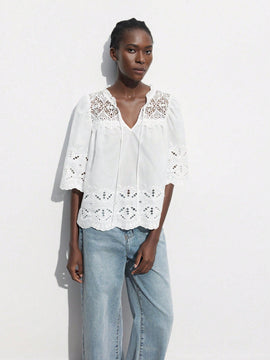 Blusa de cuello en V blanca casual con bordado calado para mujer, verano