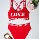 Conjunto de sujetador deportivo y panty sexy con diseno sin espalda e impresion de letra "LOVE"