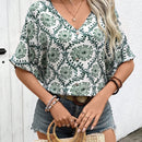 LUNE Camiseta para mujer con mangas murcielago y cuello en V con mandala verde y botones decorativos