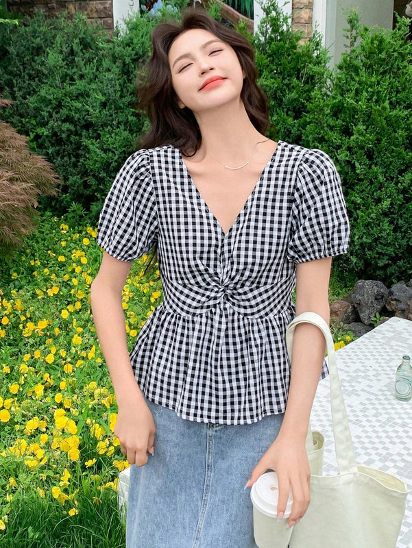 NEW DAZY Camisa de damas a cuadros con mangas cortas, cuello en V, y cremallera