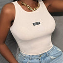 Corto deportivo sin mangas para mujer con cuello redondo y costillas, basico para atuendos de verano casuales