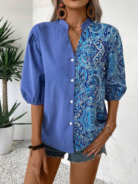 Camisa informal de manga corta con estampado azul empalmado
