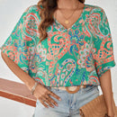 VCAY Camisa casual de vacaciones de verano con diseno completo de cuello en V impreso en toda la tela