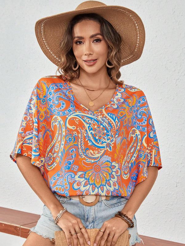 Camisa casual con cuello en V y estampado por todo el Body, de verano