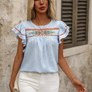 Camisa con bordado floral y dobladillo con volantes, ideal para vacaciones de verano y tiempo de ocio