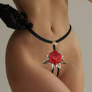 Ropa interior sexy roja de mujer con decoracion floral y tiras finas con espalda en forma de T