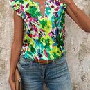 Camisa verde con mangas cap rectas y estampado floral, perfecta para ir de compras, viajar y salir en citas en verano