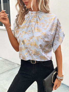 Clasi Blusa elegante para mujer con base azul, mangas murcielago dorado estampado, pequeno cuello alto con lazo en la espalda