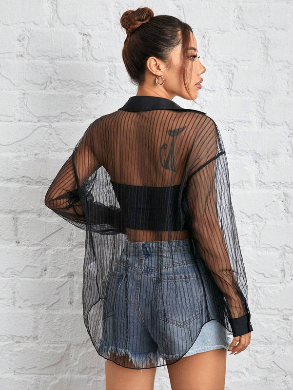 Camisa negra de malla transparente para mujer