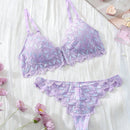 Conjunto de lenceria de encaje con patron geometrico y contrastes para mujer