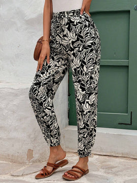 Frenchy Pantalones de bolsillo con diseno floral para resort