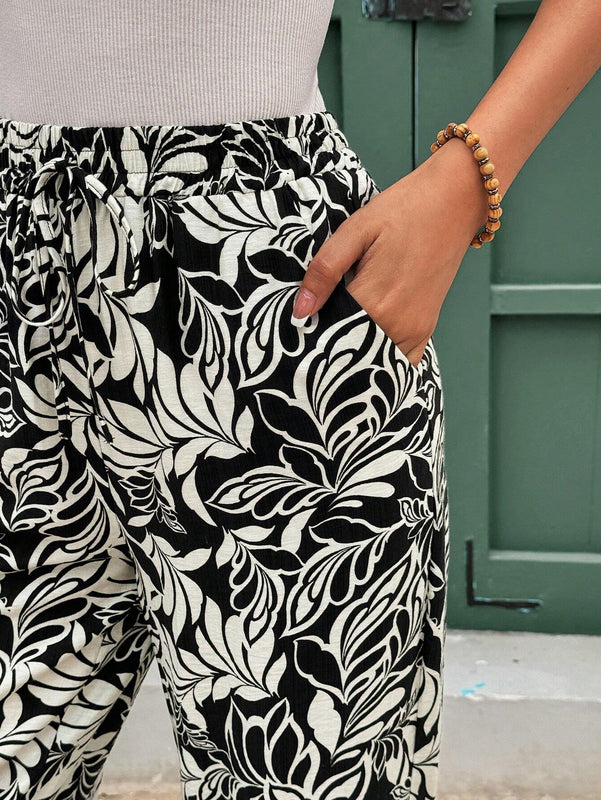 Frenchy Pantalones de bolsillo con diseno floral para resort