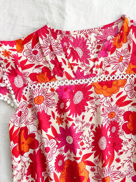 Blusa de manga corta con estampado floral para vacaciones de verano de mujer con cuello en V enado y mangas con solapa