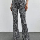 Tall pantalones acampanados con estampado de leopardo