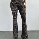 Tall pantalones acampanados con estampado de leopardo
