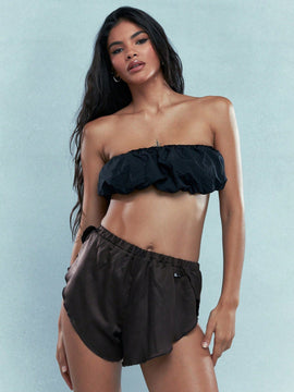 MISSGUIDED Shorts de pantalon con dobladillo de volante