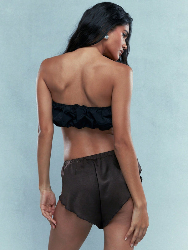 MISSGUIDED Shorts de pantalon con dobladillo de volante