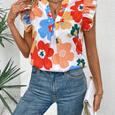 Camisa casual de verano con escote en V con muescas y dobladillo de encaje plisado con estampado floral
