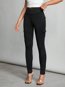 Tall Pantalones negros ajustados elasticos con cintura alta, bolsillos con solapa y pantalones ajustados laterales.