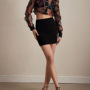 Blusa corta sexy con estampado floral y manga larga de malla transparente para el verano