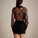 Blusa corta sexy con estampado floral y manga larga de malla transparente para el verano