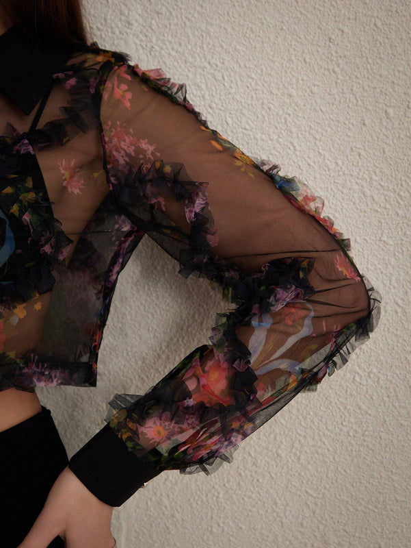 Blusa corta sexy con estampado floral y manga larga de malla transparente para el verano