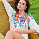 MOTF X MARIA-VICTORIA CHECA BLUSA CON CIERRE DE UN SOLO BOTON CON MANGA LANTERNA CON ESTAMPADO FLORAL