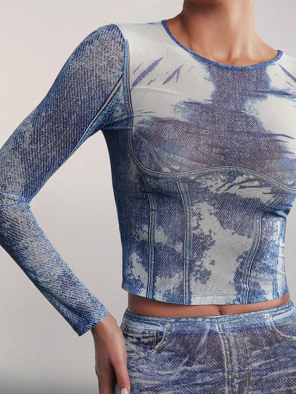 Camiseta translucida a rayas con mangas largas y efecto grafico
