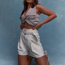 MISSGUIDED Pantalones cortos a rayas con detalles de cinturon