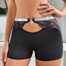 Pantalones cuadrados huecos con encaje de cinta plateada en forma de corazon para mujer