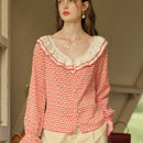 Simple Retro Mujeres camisa con estampado de corazon y cuello en V con volantes de parches