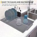 Estera de secado de platos de silicona - 1pc Alfombrilla de drenaje multifuncional con agujero para colgar, fácil de limpiar, impermeable, resistente al calor, estera plegable para mostrador de cocina, segura para lavavajillas