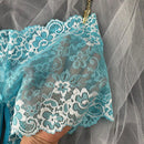 Panties sexys de encaje para mujer de una sola pieza con entrepierna abierta