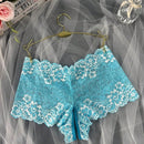 Panties sexys de encaje para mujer de una sola pieza con entrepierna abierta