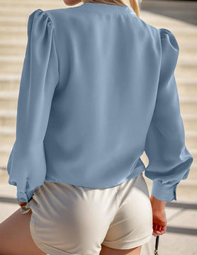 Camisa casual de mujer con cuello en V, botones delanteros, mangas de linterna y pliegues