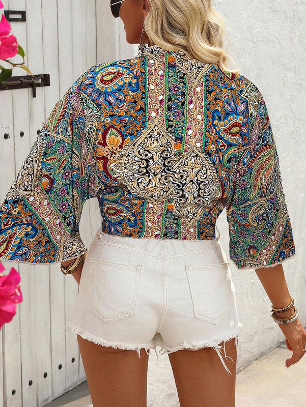 Camisa corta para vacaciones de mujer con estampado de cachemira, nudo frontal y manga acampanada