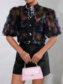 Camisa de malla con cuello de pie y manga lantern con diseno impreso al azar para mujer con borde de volantes en 3D y tela traslucida para verano