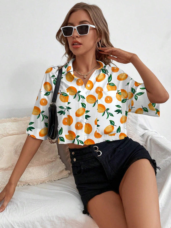 Camisa informal de manga corta con botones individuales para mujer con estampado recortado al azar para el verano