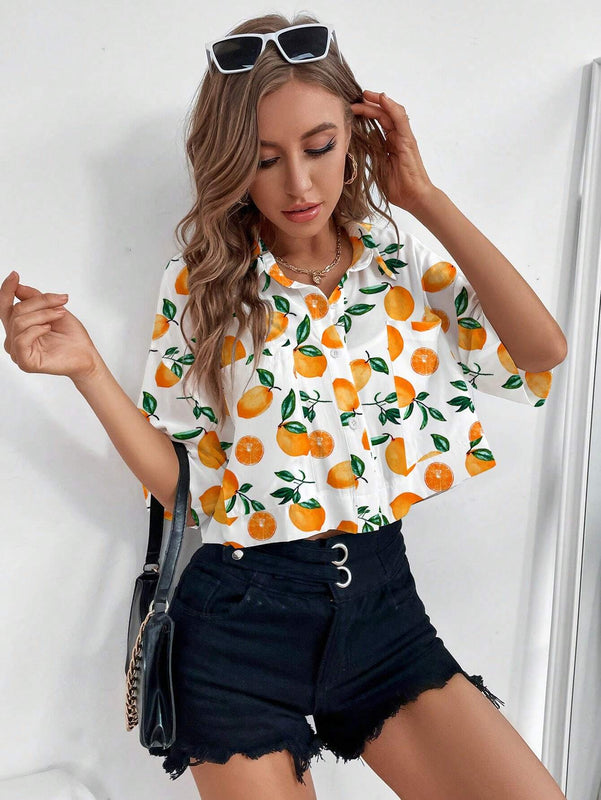 Camisa informal de manga corta con botones individuales para mujer con estampado recortado al azar para el verano