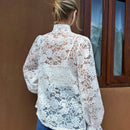 Camisa de encaje para mujer con mangas de lampara y correa de mono para vacaciones