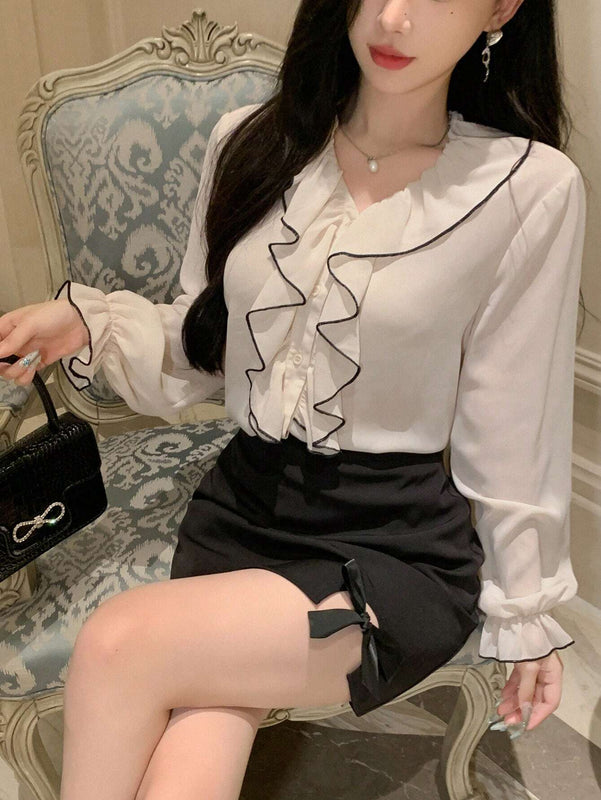 DAZY Blusa con mangas abullonadas, ribete de volantes y union de contraste