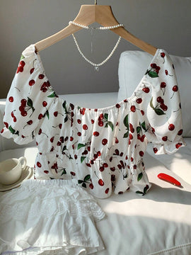 Camisa de mujer de manga corta con estampado de cerezas, cuello de corazon y corbata