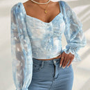 Camisa de manga larga con cuello en forma de corazon con gradiente de impresion para el Dia de San Valentin
