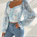 Camisa de manga larga con cuello en forma de corazon con gradiente de impresion para el Dia de San Valentin